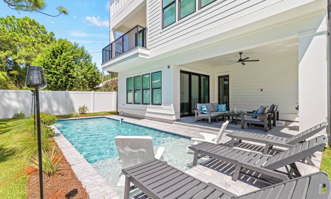 Seagrove Beach House | Pool, Close to Beach, Luxury, 6 Ensuite Bedrooms