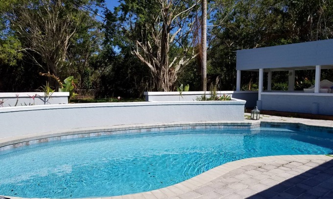 Indian River Estates Apartment | POOL HOME CLOSE TO GOLF AND BEACH