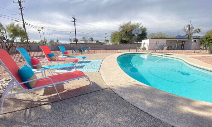 Tucson House | Pool/Hot Tub/3 BR/3 BA/Huge Yard/Fenced