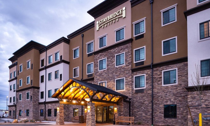St. George Apartment | Pool & Hot Tub Access | Near Dixie State University! Studio Suite with Complimentary Breakfast