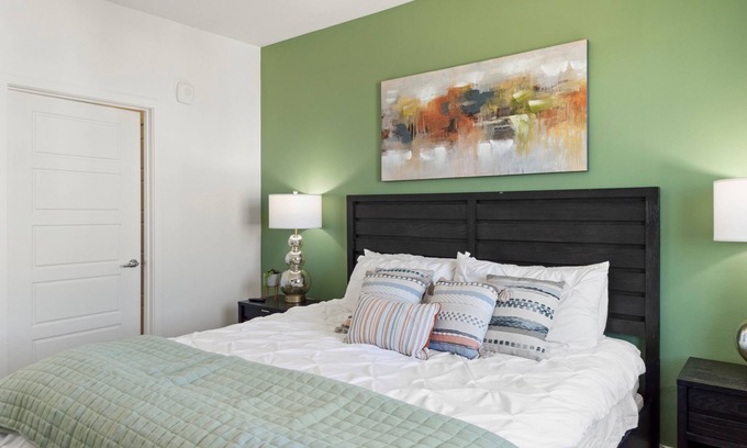 Desert View Village Condo | Pool ⟫Hot Tub⟫Coffee Bar ⟫Games⟫Shop ⟫Dining⟫Golf!