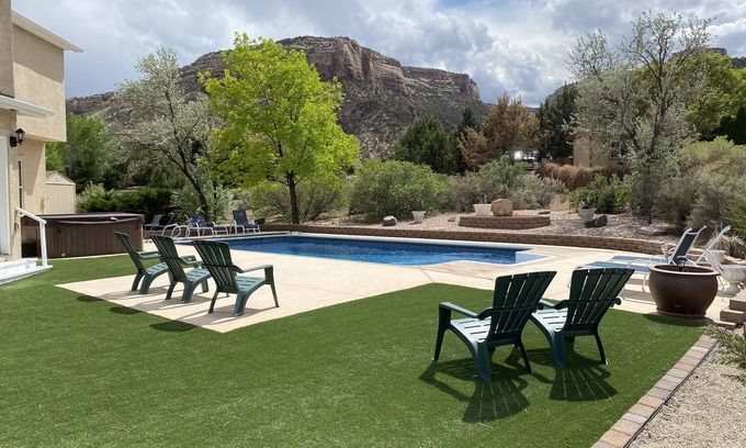 Redlands House | Pool, Hot Tub, Views and close to everything you want
