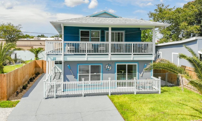 Orlovista House | Pool, Jacuzzi, Cabana Oh My! Welcome to Paradise