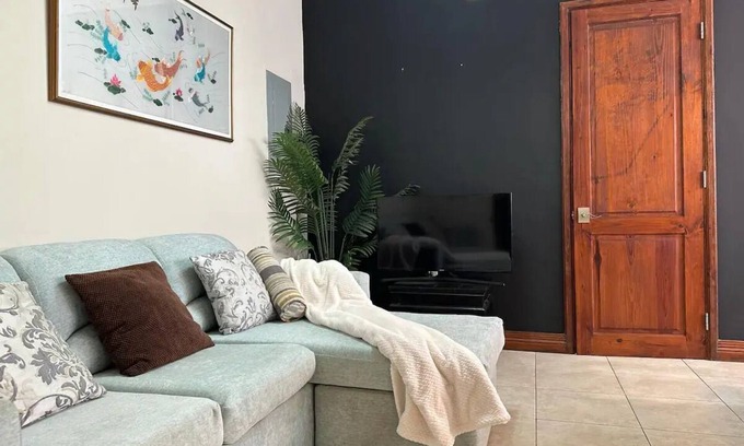 Camperdown Condo | Pool - Modern - 24 HR Securitynn