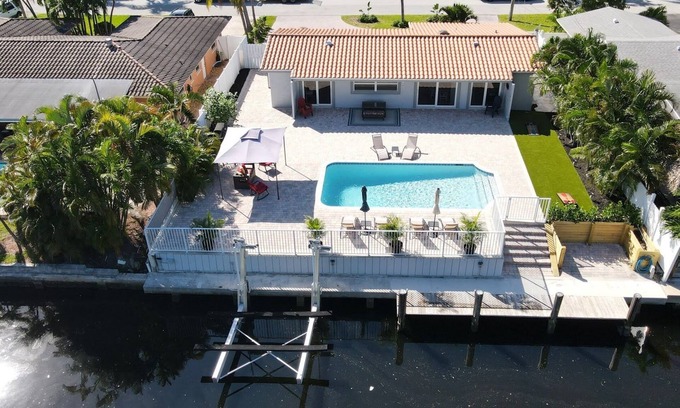 Cypress Lakes House | Pool Paradise Retreat 3BR/2BA - 10 min to Beach!