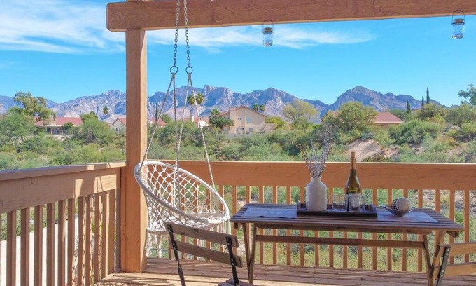 Copper Creek House | Pool-side Villa with Perfect Views