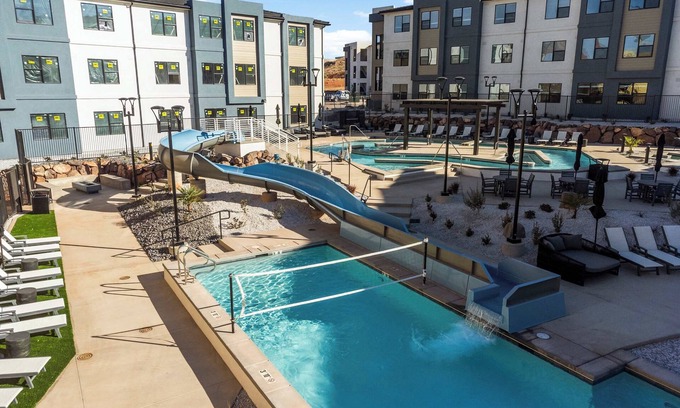 St. George Condo | Pool & Sunshine Retreat - Resort-style Amenities