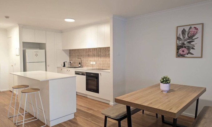 Braddon Apartment | Pool View @Braddon 2b2b