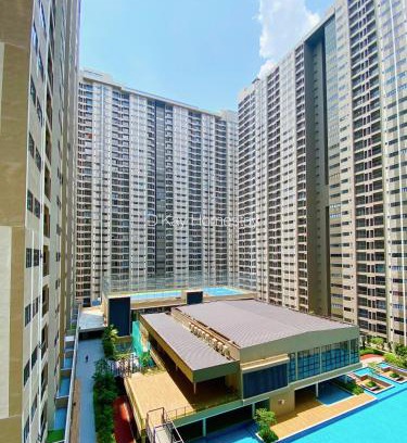 Nilai Apartment | Pool View Suites with Rooftop Pool at Youth City Nilai by D'KAY HOMES, near USIM KLIA