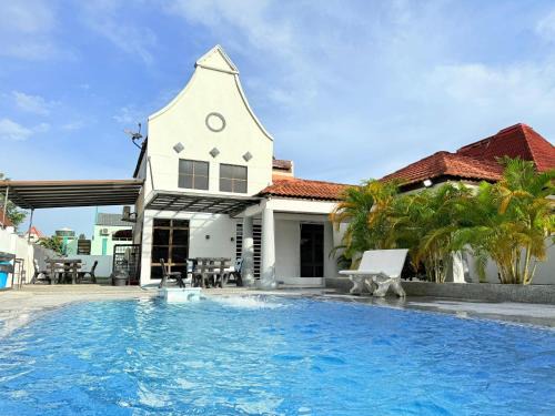 Alor Gajah Villa | Pool Villa 833 - Fong Homestay