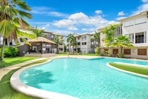 Manoora Apartment | 'Poolside at Whitfield Waters' Resort-style Retreat