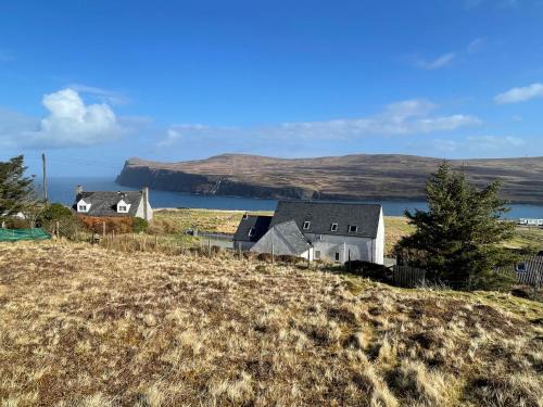 Waternish House | Pooltiel View
