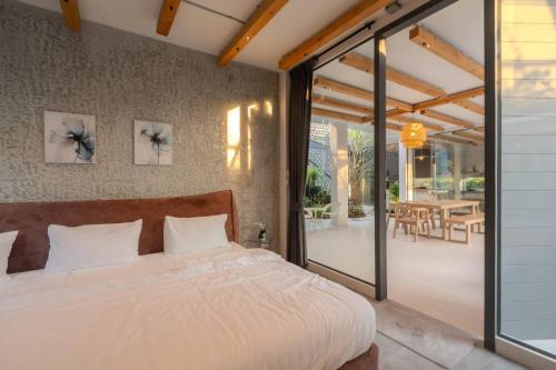Hin Lek Fai Villa | Poolvilla Taradol Premiume