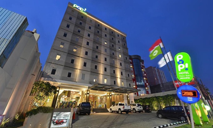 Gambir Hotel | POP! Hotel Pasar Baru Jakarta