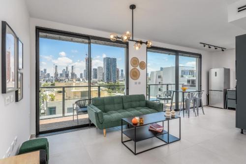 Old North Apartment | Pop inthe city by SeaUTLV