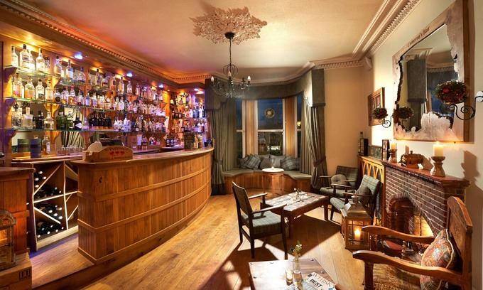 Callander Hotel | Poppies Hotel