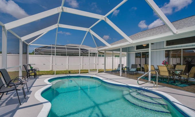 Englewood East House | Port Charlotte Home w/Pool - 8 Mi to Beaches!