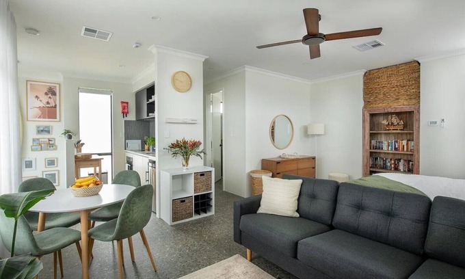 North Coogee Apartment | Port Coogee Beach Retreatn