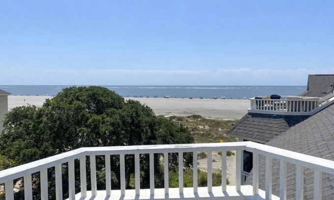 Isle of Palms Condo | Port O' Call C302 - Island Retreat! Oceanview!