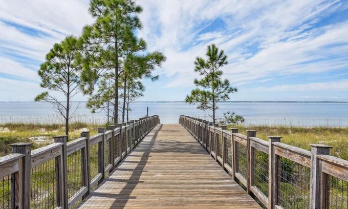 Port St. Joe House | Port St Joe Escape with Golf Cart and Pool Access