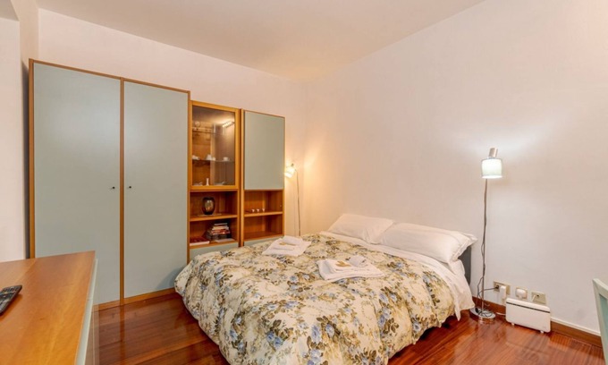 Roman Quarter Apartment | Porta Palatina Centralissimo Apartment x2! NEW!