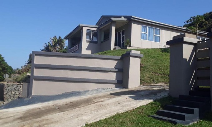 Port St Johns House | Porta Salutis