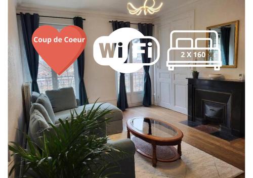 5th Arrondissement Apartment | Porte du Vieux Lyon 2, le long du quai