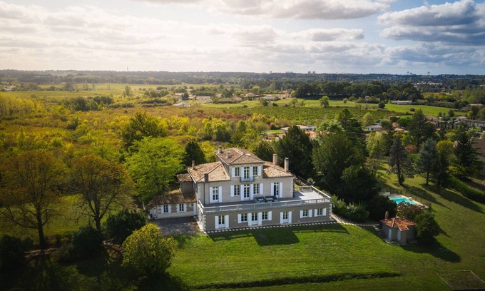 Sainte-Eulalie Other | Portes de Bordeaux - 5-star chateau - organic vineyard