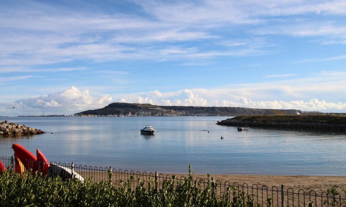 Wyke Regis House | Portland Pebble