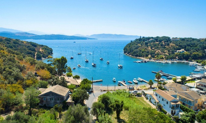 Agios Stefanos Apartment | Porto Saint Stephanos