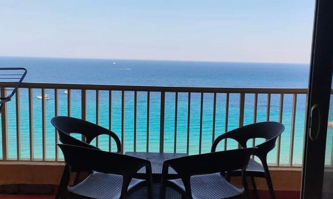 Ras Sudar Apartment | Porto Sokhna pyramids for families