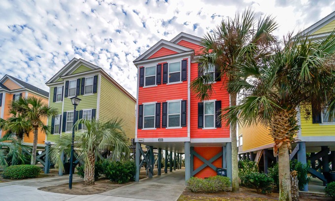 Garden City House | Portofino IV 2018 5 Bedrooms Oceanfront