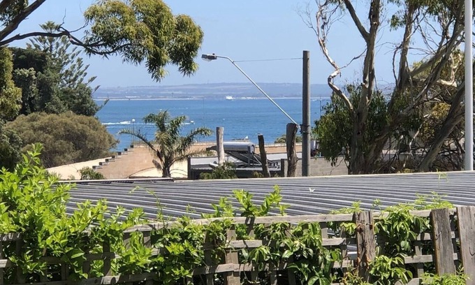 Portsea House | Portsea - Bay views secluded homely property:2 minutes walk Portsea Hotel Beach