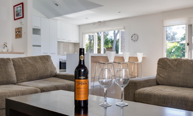 Portsea House | Portsea Place - 1 NIGHT FREE!* - Location can't get any better than this. In the heart of Portsea