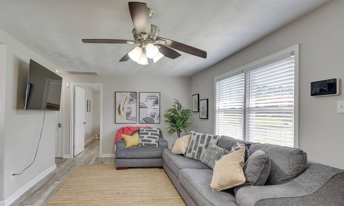 Portsmouth House | Portsmouth Vacation Rental: Near Parks & Golf