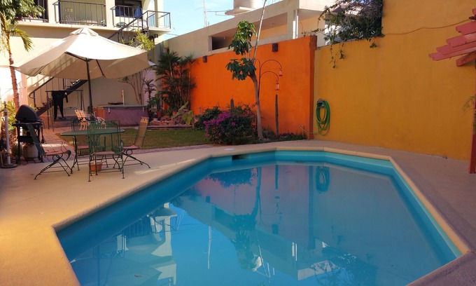 Esterito House | Posada Colibri La Paz