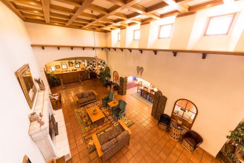San Juan Bautista Hotel | Posada de San Juan