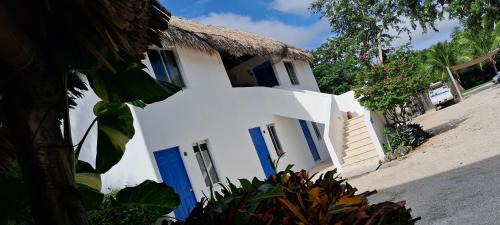 Chetumal Hotel | Posada Mykonos