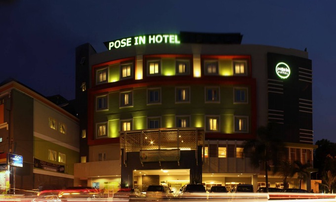 Solo City Centre Hotel | Pose in Solo by Wstay