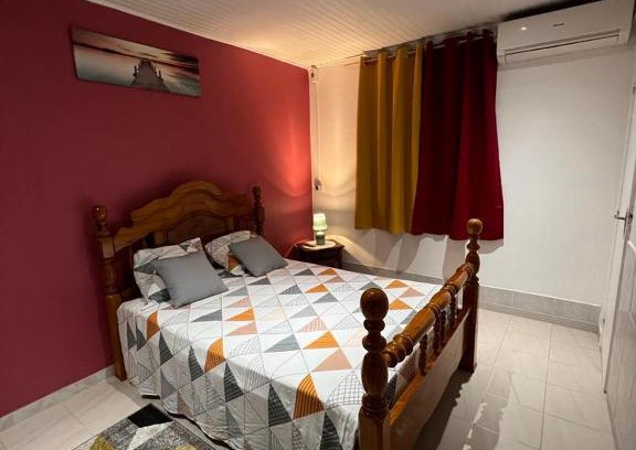 Le Lamentin House | Poseidon