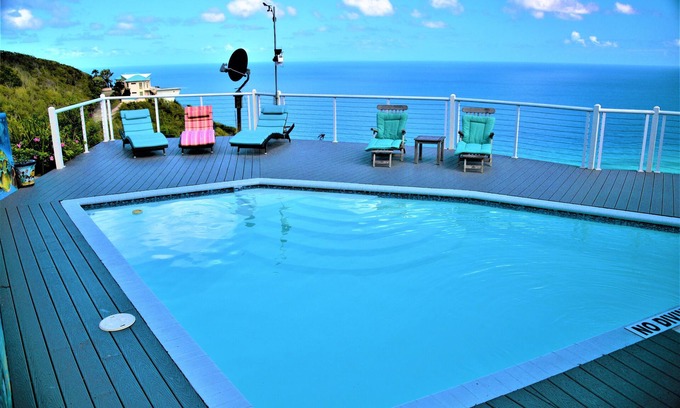 Estate Salt River House | Poseidon's Perch. Private pool and amazing Northshore views!