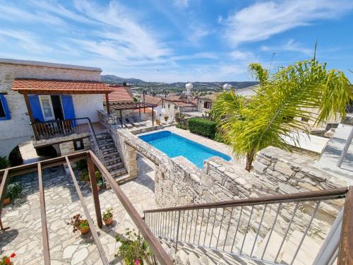 Skarinou Apartment | Poseidon's Pool Paradise