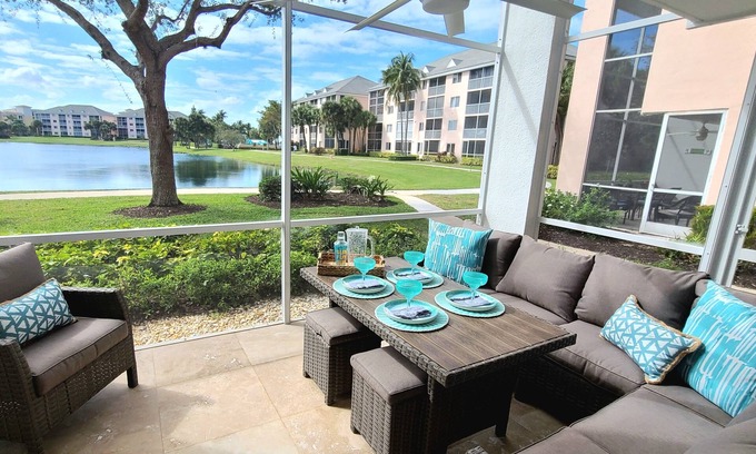 Jupiter Condo | POSHPADZ Villa Hermosa, Sleeps 6, Water View, Walk to Jupiter Beach, Pool,Tennis