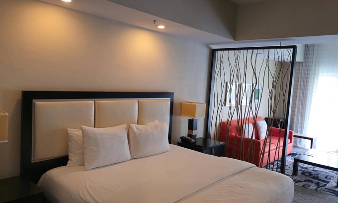 Doral Condo | Post Op Recovery - King Studio with Kitchen ADA