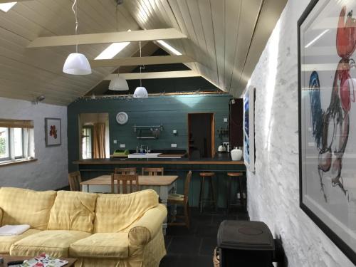 Stackpole House | Potato, Barafundle Barns, SA71 5LS