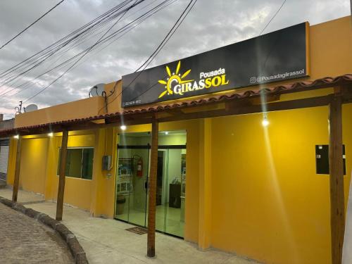 Piranhas House | Pousada Girassol