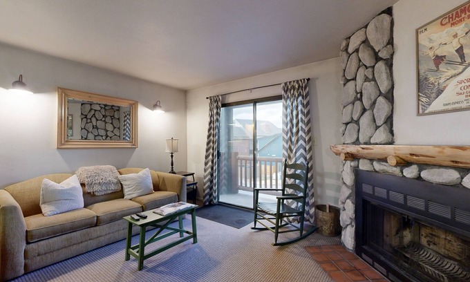 North Park City Condo | Powder Pointe Condo w/Hot Tub - Walk to Three Kings Lift