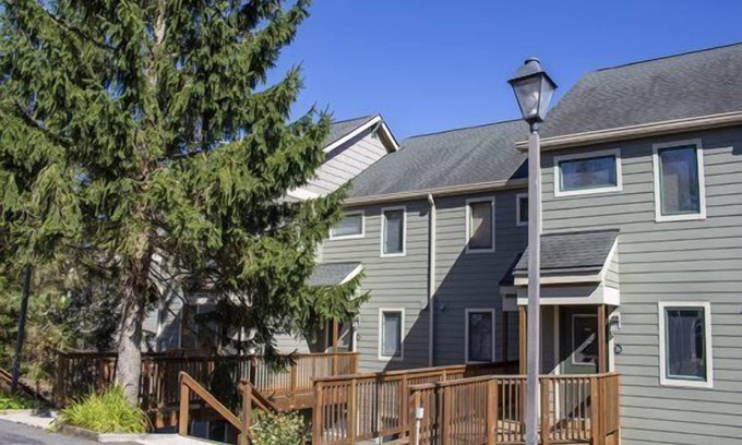 Snowshoe Condo | Powderidge 24 Spectacular Slope Side 2 Br Condo