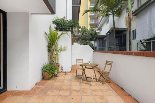 Spring Hill Apartment | Practical City Base spring hill 13