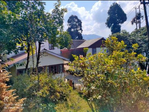 Darjeeling House | Pradhan Cottage Homestay